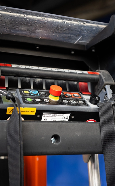 piattaforma a ragno cingolata in affitto Ravenna