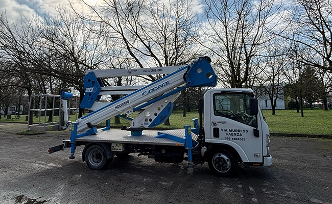 piattaforma aerea articolata telescopica Faenza