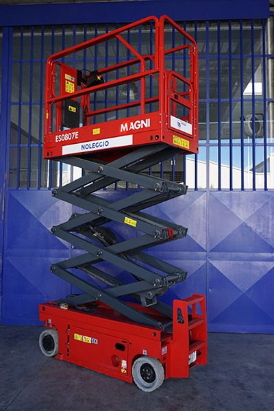 magni es0807ac piattaforma semovente